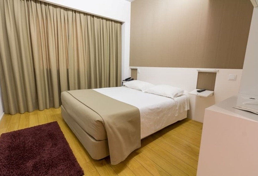 اتاق استاندارد, Laranjeira