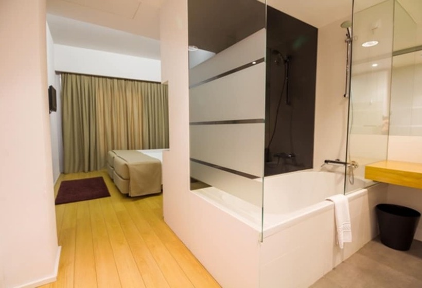 اتاق استاندارد, Laranjeira