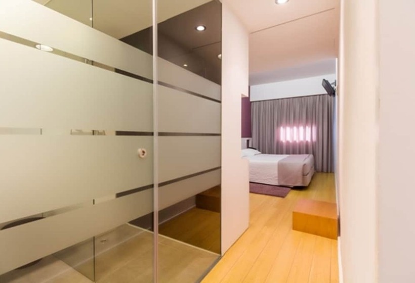 اتاق عادی, Laranjeira