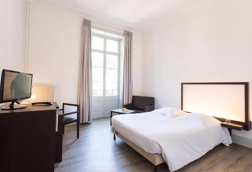 Classic-huone, Le Grand