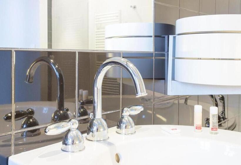 סוויטת ג'וניור, Le Grand