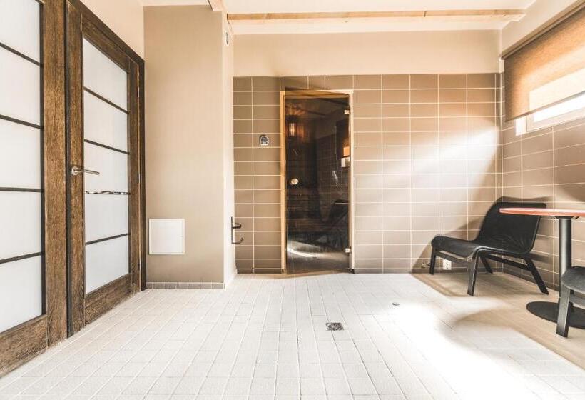 استودیوی لوکس, Prieka Pietura