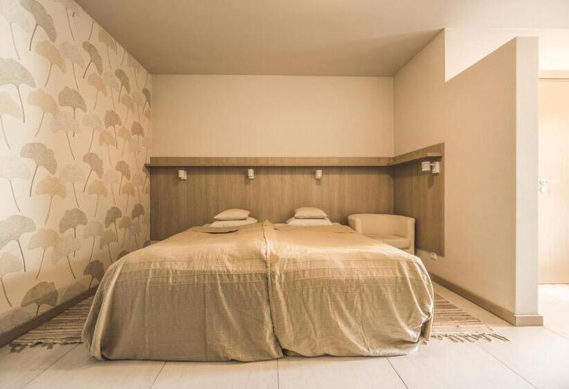 استودیوی استاندارد, Prieka Pietura