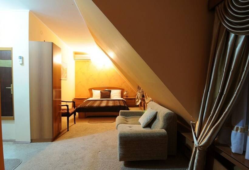 اتاق استاندارد, Sumski Feneri