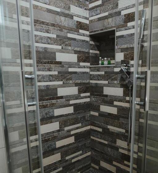 اتاق استاندارد, Sumski Feneri