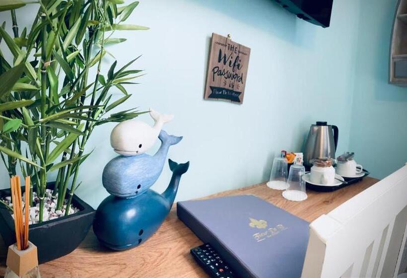 Номер Deluxe, The Fleur De Lis