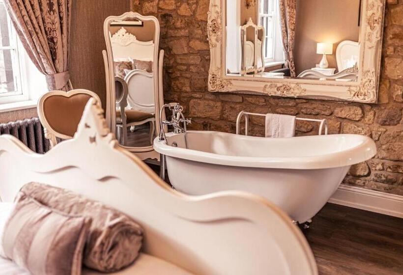 스위트 킹사이즈 침대, The Sun