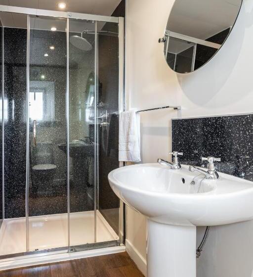 스탠다드 싱글 룸, The Sun