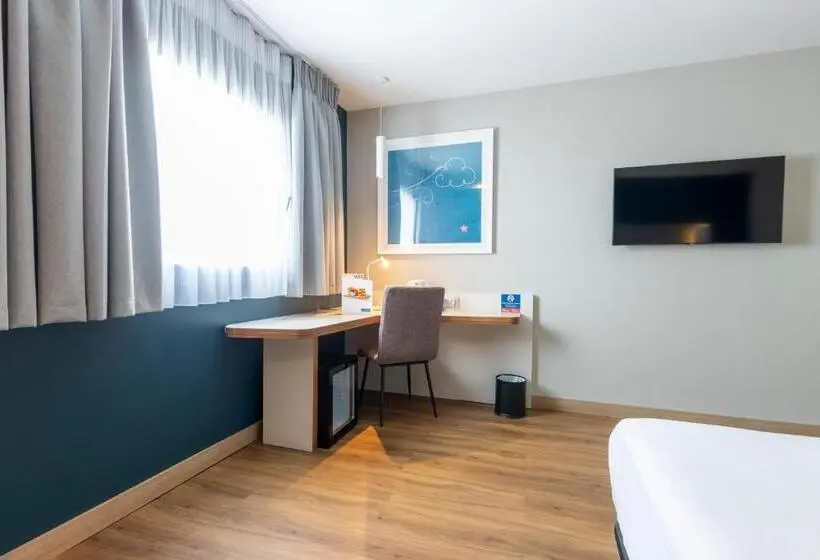 اتاق استاندارد برای معلولان, Travelodge Málaga Airport
