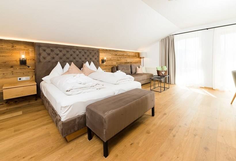 발코니가 있는 스위트, Naturhotel Edelweiss Wagrain