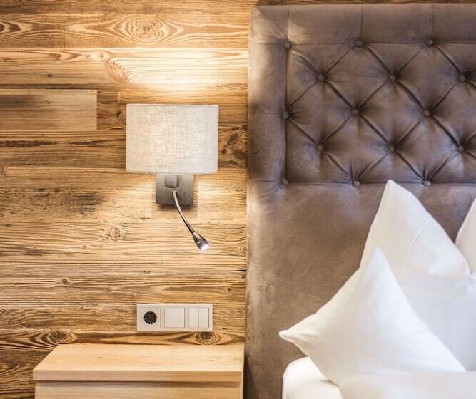 발코니가 있는 스위트, Naturhotel Edelweiss Wagrain