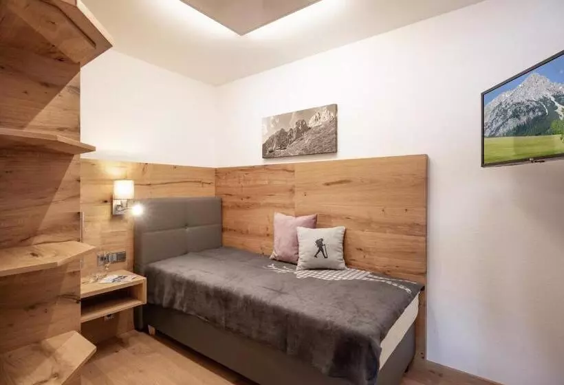 Sviitti Puutarhanäkymä, Otto Steiner Appartements Pension Ellmau & Wilder Kaiser