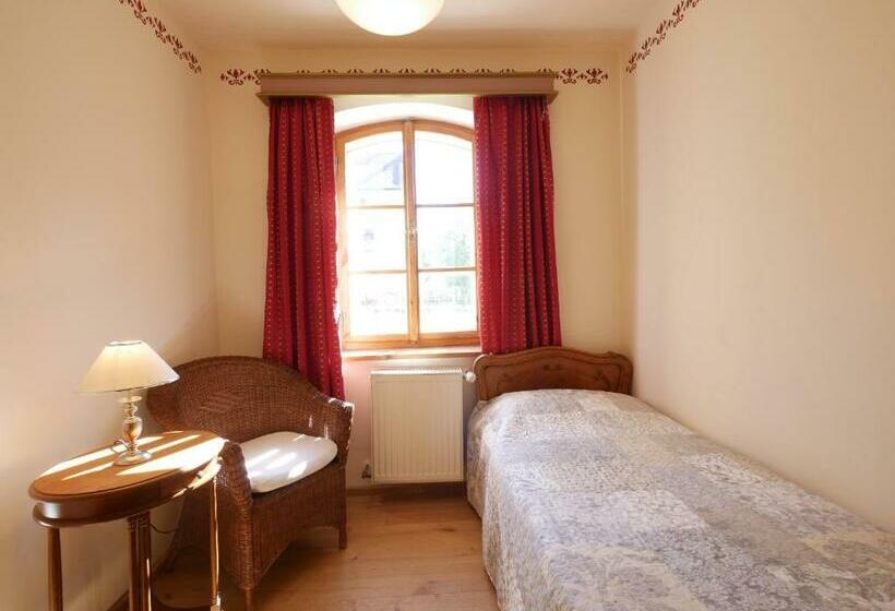 غرفة قياسية فردية, Schlosshotel Zamek Zdikov