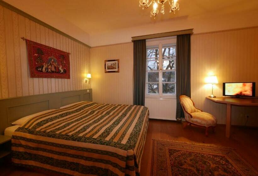 Номер Стандарт, Schlosshotel Zamek Zdikov