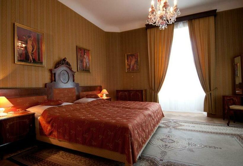 جناح, Schlosshotel Zamek Zdikov