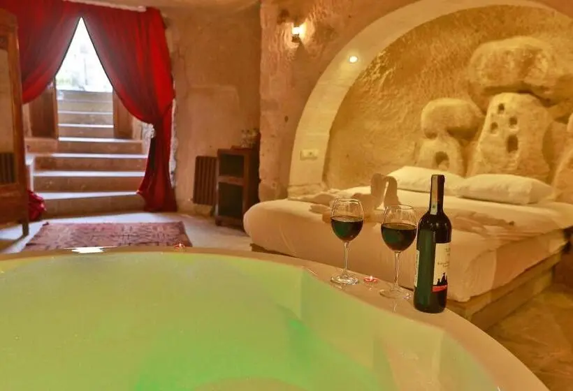 デラックススイート, Cappadocia Eagle Cave Inn