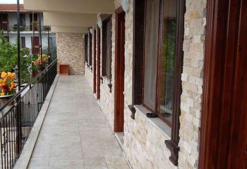 آپارتمان کلاسیک 1 خوابه, Shah Sultan Ozturk