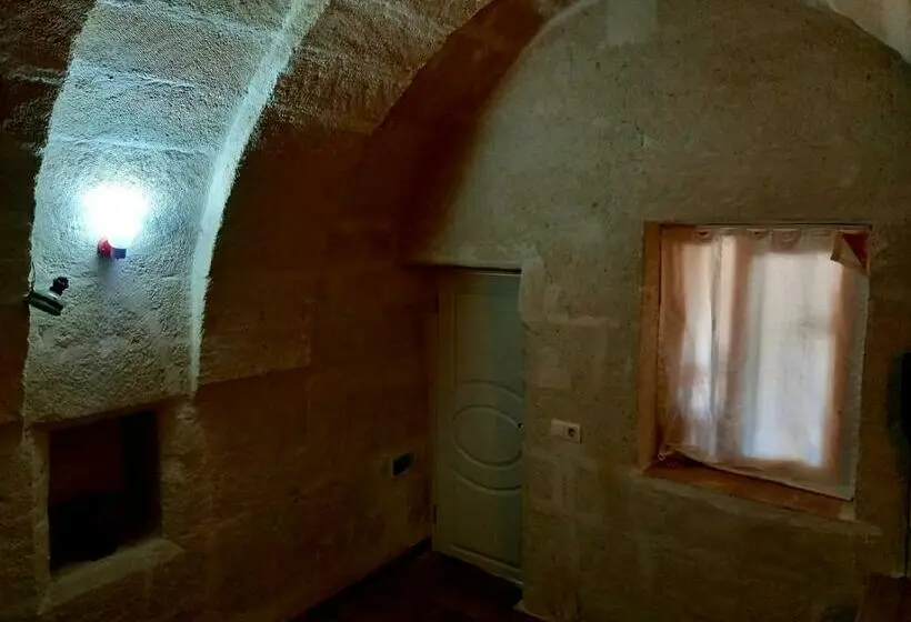 Quarto Standard Casa de Banho Partilhada, Ulaş Cave