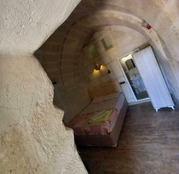 Номер Стандарт, Ulaş Cave