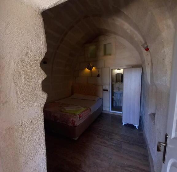 Номер Стандарт, Ulaş Cave