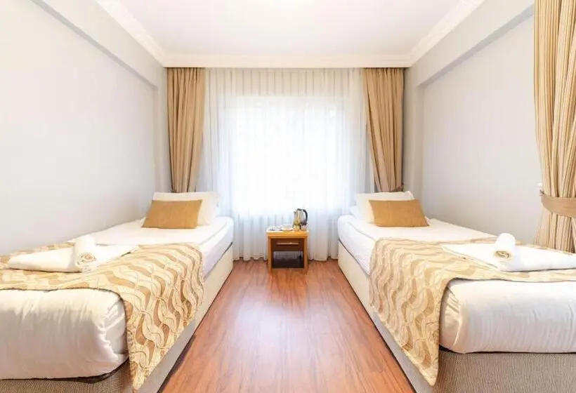 スタンダードスタジオ, Ridos Thermal Hotel & Spa