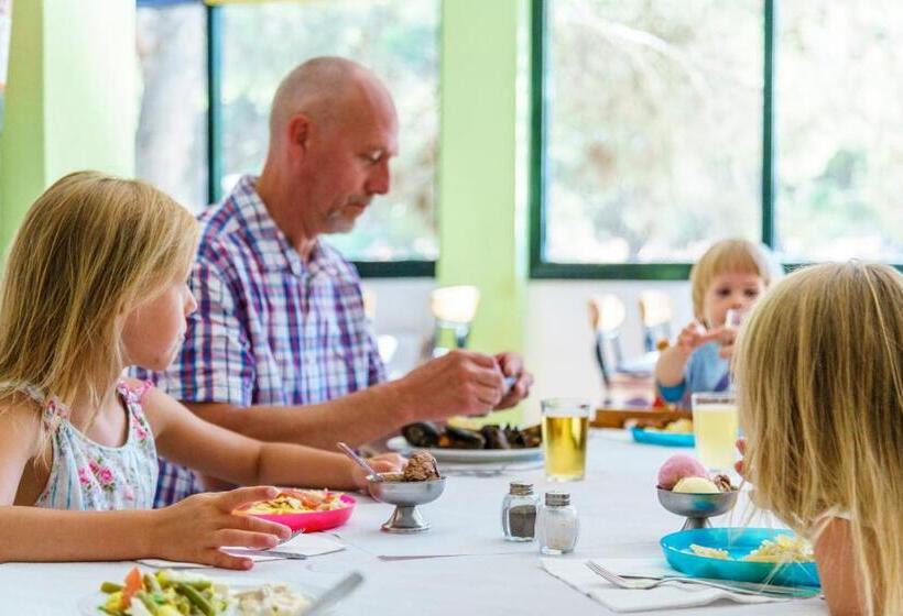 Апартаменты 2 спальни Вид на Сад, Playa Parc Apartments