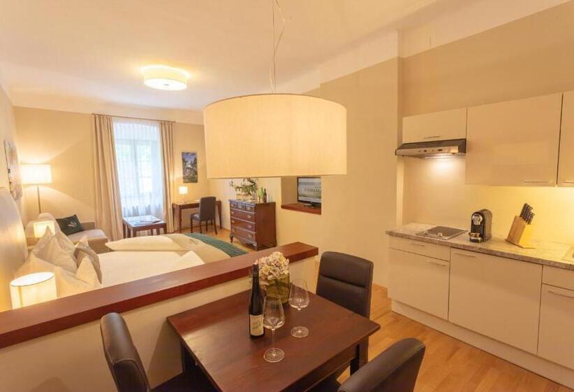 דירת חדר, Donauwirt   Hotel Garni