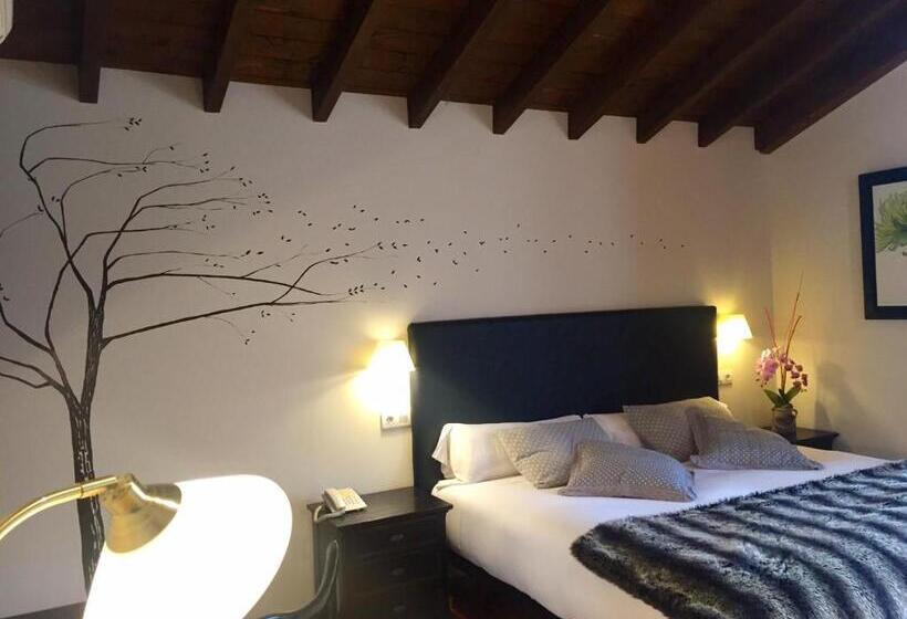 高级房间带漩涡浴缸, El Coto Hotel Restaurante