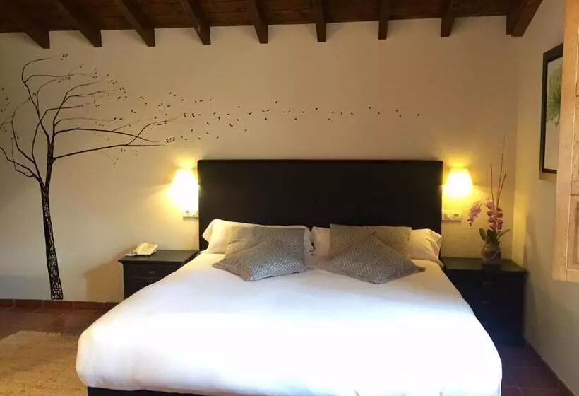 Superior Room with Hot Tub, El Coto Hotel Restaurante