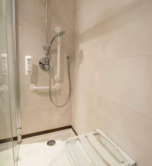 اتاق استاندارد برای معلولان, Arva Abad San Antonio