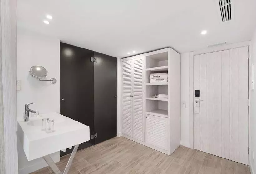 اتاق سوپریور با چشمانداز دریا, Barceló Portinatx Adults Only