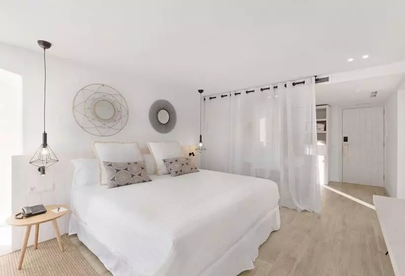 اتاق سوپریور, Barceló Portinatx Adults Only