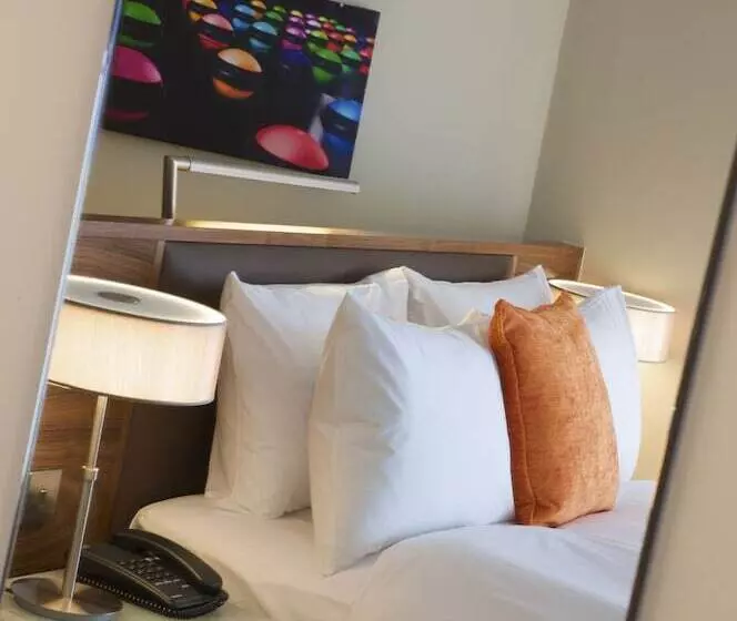 スーペリアールーム, Bermondsey Square Hotel   A Bespoke