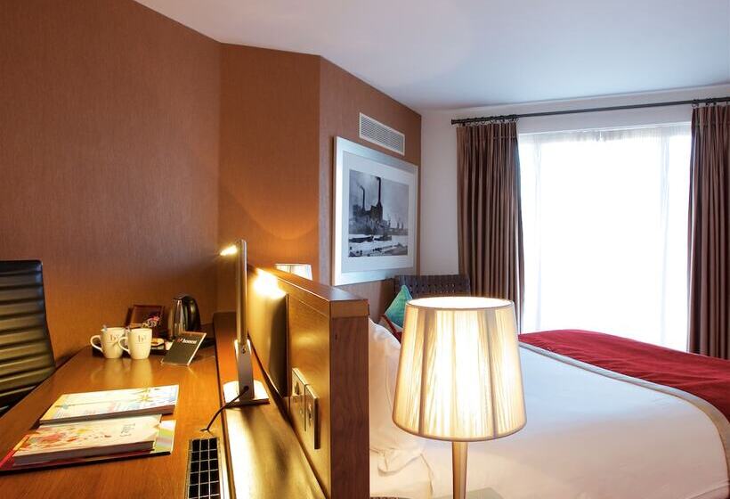 Номер Клуб, Bermondsey Square Hotel   A Bespoke