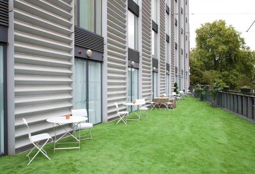 اتاق استاندارد با تراس, Bermondsey Square Hotel   A Bespoke