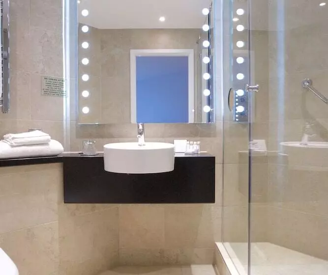 スーペリアールーム, Bermondsey Square Hotel   A Bespoke