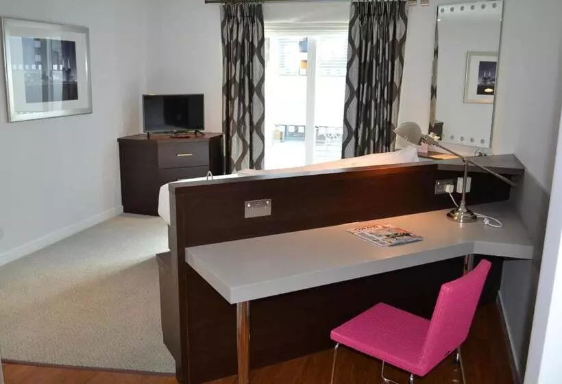 テラス付きスタンダードルーム, Bermondsey Square Hotel   A Bespoke