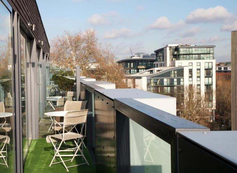 سوییت, Bermondsey Square Hotel   A Bespoke