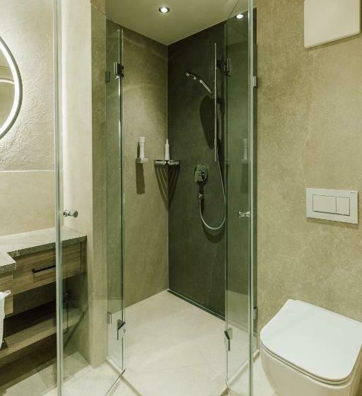 غرفة قياسية, Gabi