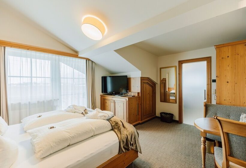 غرفة قياسية فردية, Gabi