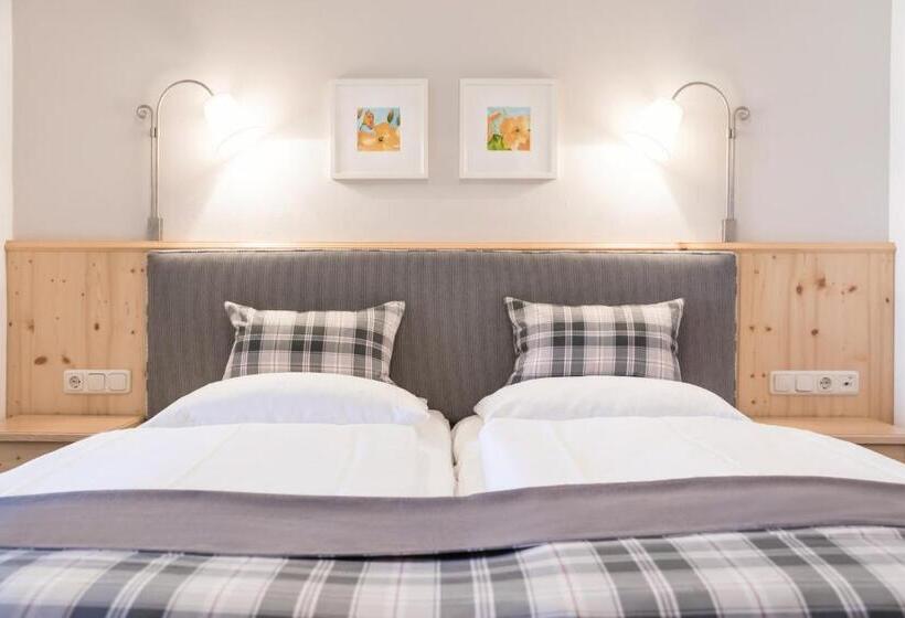 غرفة ديلوكس, Gasthof Zum Kirchenwirt