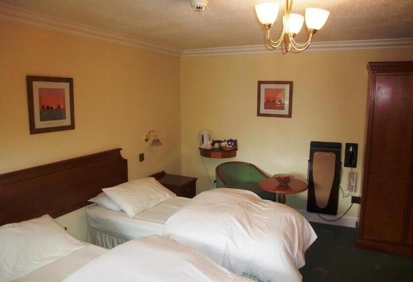 ファミリールーム, Harefield Manor