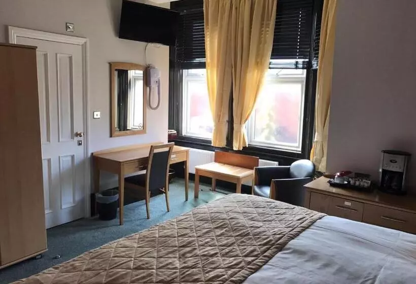 キングサイズベッドのデラックスルーム, Harefield Manor