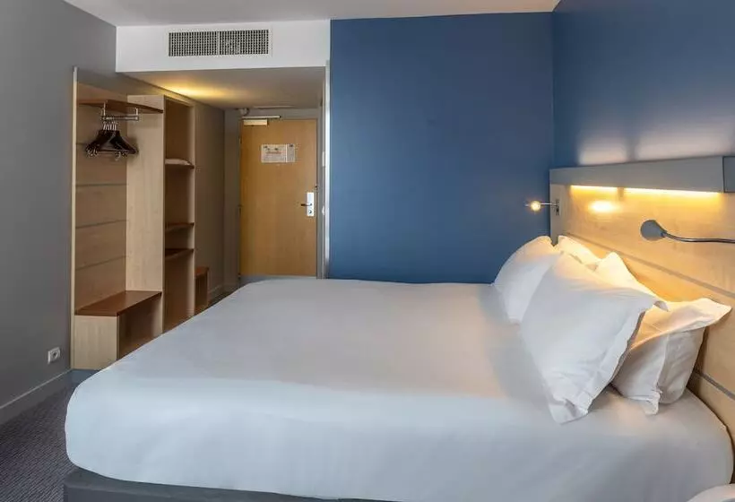 اتاق استاندارد, Holiday Inn Express Saint Nazaire, An Ihg