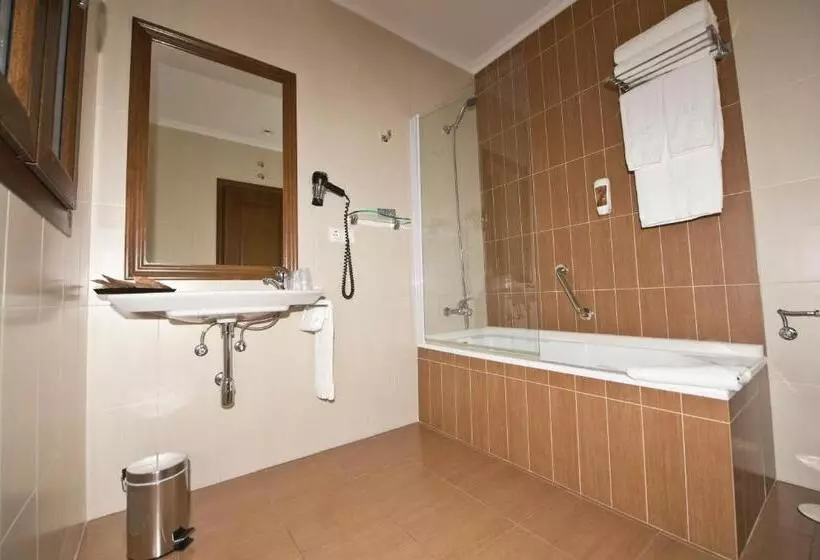 Standard Kolmen Hengen Huone, La Casona De Lazúrtegui