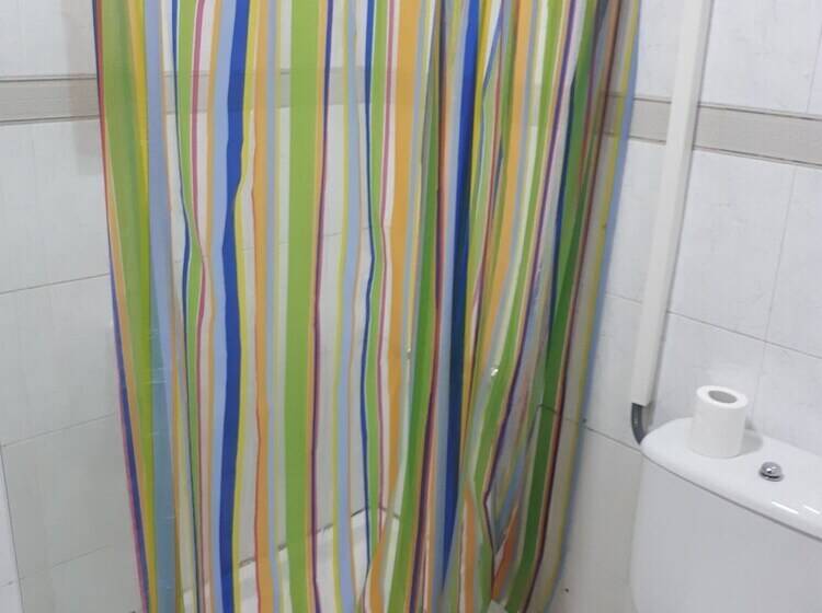 스탠다드 트리플 룸, La Redonda