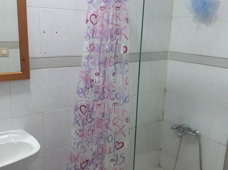 اتاق استاندارد سه نفره, La Redonda