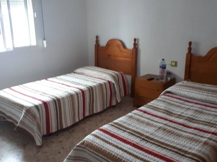 스탠다드 싱글 룸, La Redonda