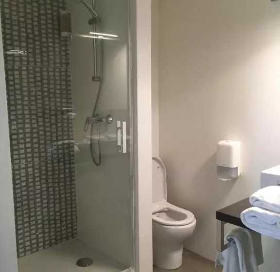 Standard Single Room, La Roseliere