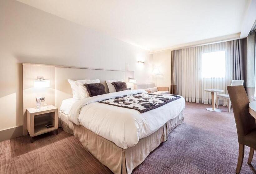 חדר יוקרתי, Le Pré Carré